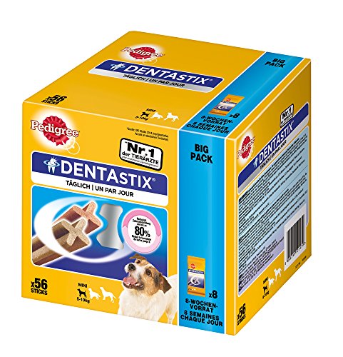 Pedigree DentaStix Hundeleckerli für kleine Hunde / Kausnack mit Huhn- und Rindgeschmack gegen Zahnsteinbildung für gesunde Zähne / 1×56 Stück